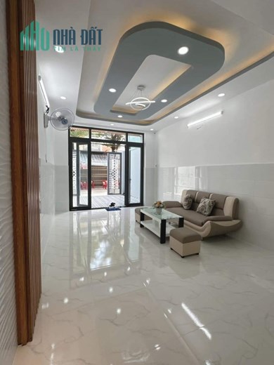 Bán nhà đường Chiến Lược - Bình Tân  - NHÀ XINH ĐẸP - HẺM 5M - 52M2 - 4,1 TỶ