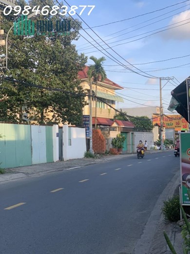 Bán nhà mt nhựa 9x40 mt nhựa Ngã tư Hocmon, song hành QL22, HM