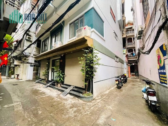 🌹🌹LÔ GÓC 2 THOÁNG - Ô TÔ ĐỖ CỬA - KINH DOANH - GẦN PHỐ - NHÀ ĐẸP Ở SƯỚNG.