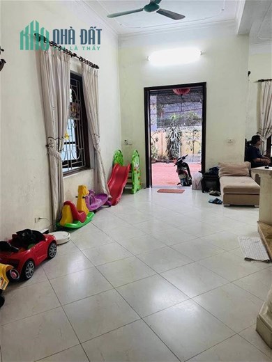 LẠI 1 SIÊU PHẨM MANG TÊN TƯ ĐÌNH, LONG BIÊN,HÀ NỘI
3,7 TỶ MÀ NHƯNG 5 TẦNG
