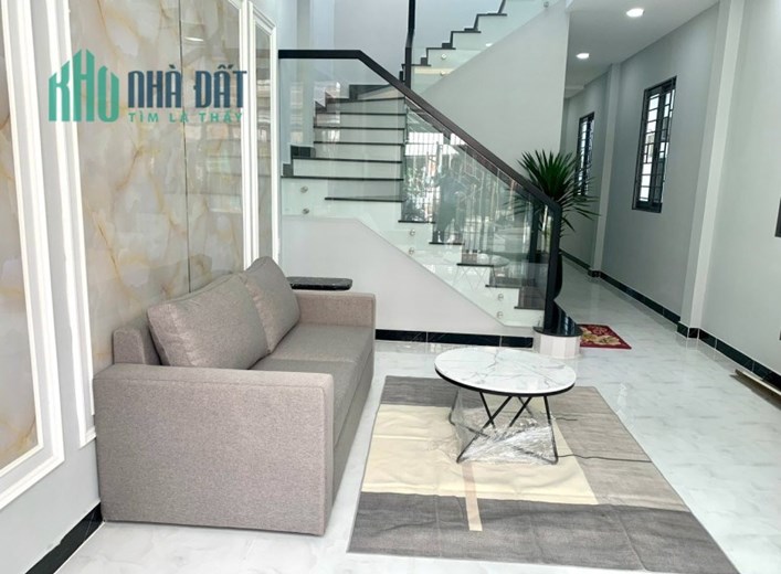 BÁN ĐẸP SIÊU PHẨM TÂN PHÚ -HẺM XE HƠI - 60M2 - 3 MẶT THOÁNG - TẶNG NỘI THẤT CAO CẤP - Ở NGAY CHỈ 5
