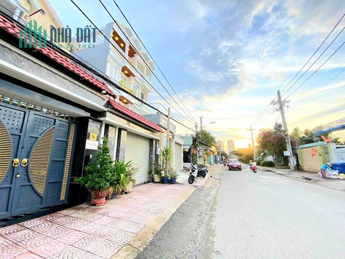 Mặt tiền Dương Cát Lợi, 4 tầng, chỉ 8.9 tỷ