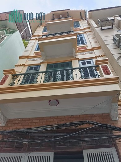 Bán nhà chia lô 34 Láng hạ, 68m2 x 5 tầng MT 7m Tiện ở và VP 13,2 tỷ
