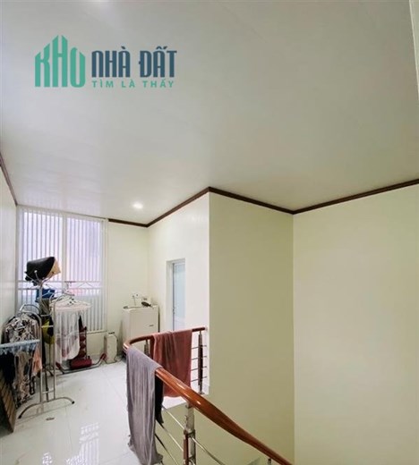 Bán nhà đường Miếu Hai Xã, diện tích 60m 2 tầng GIÁ 2.3 tỉ ngõ nông