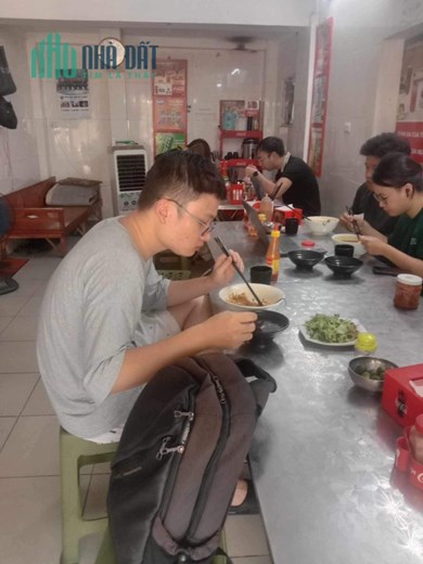 CẦN SANG NHƯỢNG QUÁN BÁNH ĐA CUA HẢI PHÒNG ĐỊA CHỈ; 101 K3 Ngõ 48 Tạ Quang Bửu- P. Bách Khoa Q. hai