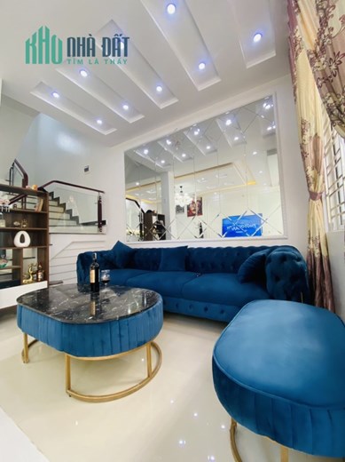 Nhà Mặt ngõ thông phố Trung Lực ôtô vào nhà phù hợp kinh doanh nail, spa…