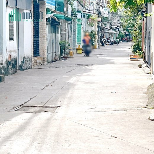 Nhà nở hậu hẻm ô tô quay đầu đường Bùi Minh Trực P6Q8. Giá 8,9 tỷ TL