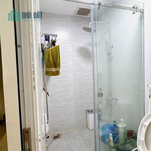 Nhà nở hậu hẻm ô tô quay đầu đường Bùi Minh Trực P6Q8. Giá 8,9 tỷ TL