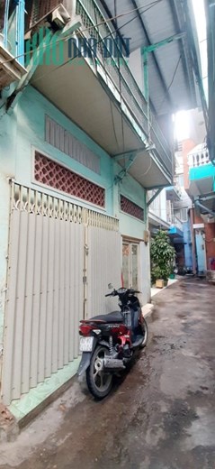 Cho thuê NNC hẻm ô tô đường Tám Danh P4Q8. Giá 15tr