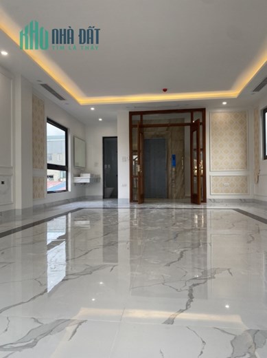Bán toà nhà mặt phố Nguyễn Hoàng gần bến xe Mỹ Đình 85m x 8 t giá 45 tỷ