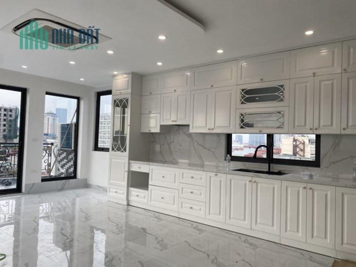 Bán toà nhà mặt phố Nguyễn Hoàng gần bến xe Mỹ Đình 85m x 8 t giá 45 tỷ