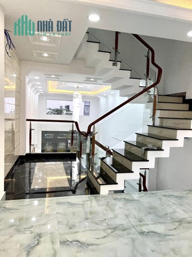 NHÀ 5 TẦNG - 70M2 - MỚI XÂY - SÁT BÊN BỆNH VIỆN BÌNH TÂN - HẺM XE HƠI - HƯƠNG LỘ 2 - GIÁ NHỈNH 6 TỶ