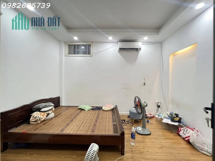 Chính chủ bán nhà Mỗ Lao 35m 5 tầng 3,7 tỷ