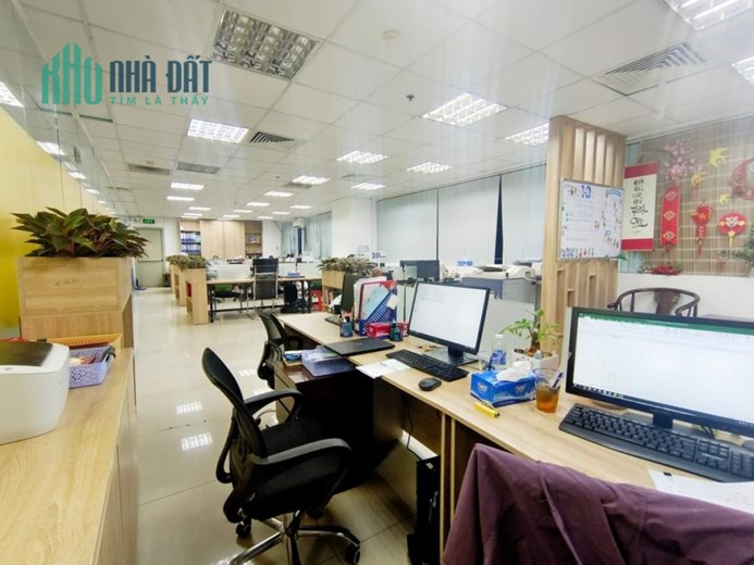 [ CỰC HÓT] BÁN TÒA VP CỰC SANG PHỐ TRẦN THÁI TÔNG 150M2, 8T, MT 8M, HÈ RỘNG.