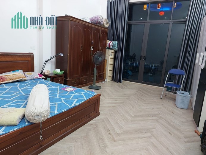 Bán nhà Cổ Nhuế, 90m2, 4T, 9m, ô tô, 9.5 tỷ, Kinh doanh, Bắc Từ Liêm.