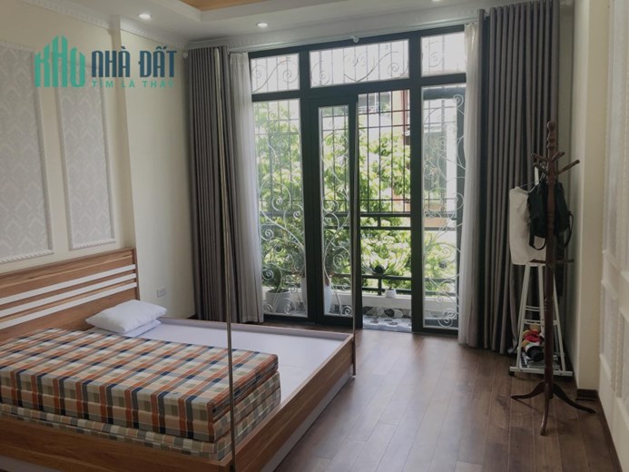 Bán Nhà Mỹ Đình, Ô Tô Đỗ Cửa, Ngõ Thông, Mới Xây, Tặng Nội Thất Xịn. Dt 40mx5t. Giá 4.95 Tỷ.
