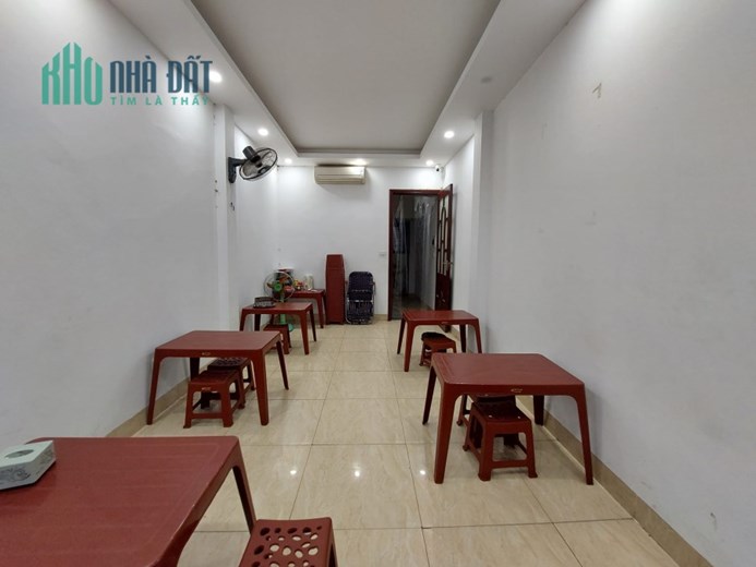 Cho thuê mặt bằng kinh doanh, 35m2, 2 tầng, 8 tr, Văn Cao, vỉa hè rộng, gần Hồ.