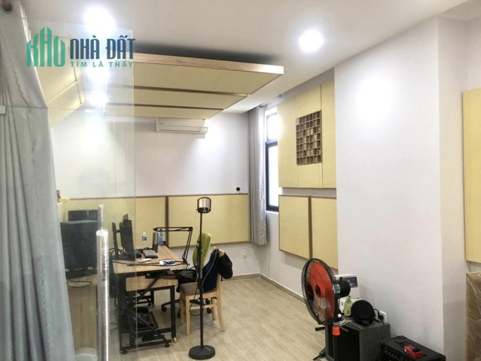 Bán Vila Vườn Lài Phường APĐ Quận 12, 4 tầng, Đường 10m, giá giảm còn 11 tỷ