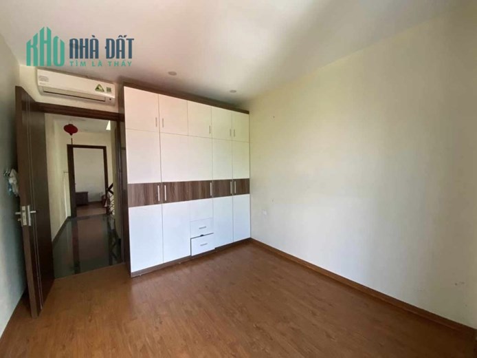 SIÊU HIẾM !!!! Bán nhà ngõ 293 Ngọc Thuỵ 38m x 4T, lô góc, oto tránh, kinh doanh giá chỉ nhỉnh 3 tỷ