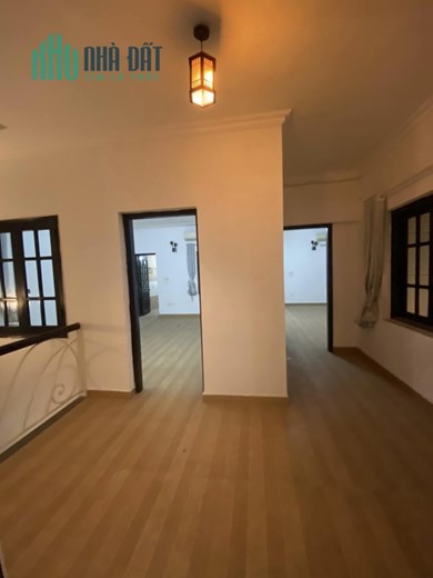 Bán nhà mặt Phố Tô Ngọc Vân 191m², 2.5 tầng, MT 10m, giá 46.5 tỷ Tây Hồ. Mua liên hệ: O94lO7l689