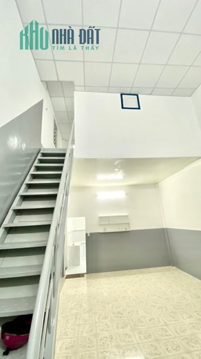 Bán nhà cấp 4 hẻm rộng đường Đồng Đen, Phường 14, Q Tân Bình