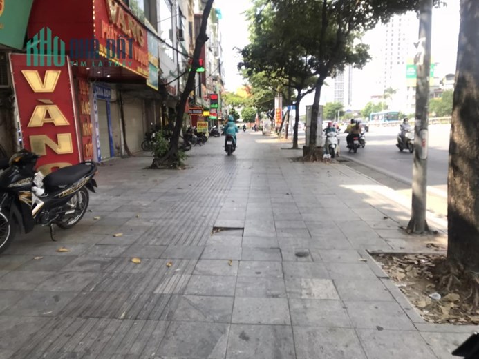 HÓT HÓT ! BÁN TOÀ VĂN PHÒNG  NGUYỄN TRÃI THANH XUÂN - 8 TẦNG THANG MÁY - 121 MÉT * 4,2 RỘNG   - 1