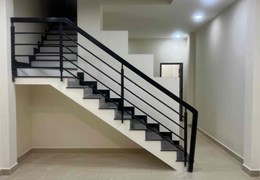 Cho thuê nhà nguyên căn 2pn 83m2 mặt tiền đường 42 Linh Đông