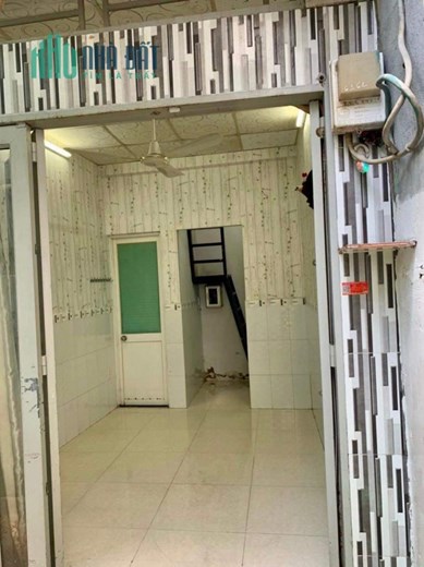 Bán nhà đẹp HẻmQuận 4 Ngang 3x5- 2tấm 2 Phòng Ngũ,2wc + sân thượng
 hơn 1tỷ Sổ hồng