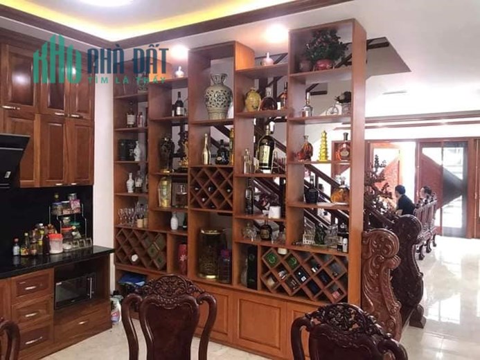 BIỆT  THỰ  SIÊU RẺ  - KHU ĐÔ  THỊ  EDEN ROES  -  NGUYỄN XIỂN 140 MÉT 4TẦNG  9 MẶT TIỀN CHỈ 22,5 TỶ