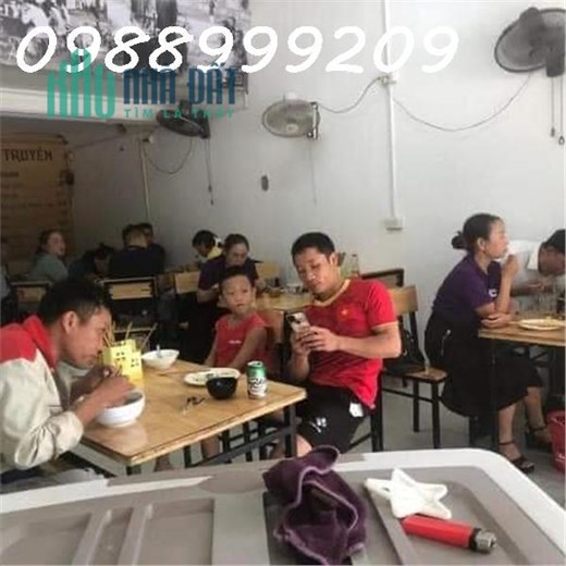 Do công việc nhiều quá ko có thời gian để bán phở em cần chuyển nhượng quán phở mặt đường Minh Khai