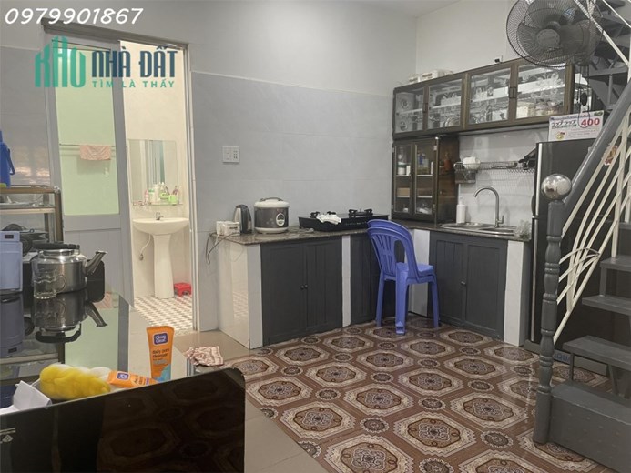 CHÍNH CHỦ CHO THUÊ NHÀ NGUYÊN CĂN MẶT TIỀN ĐƯỜNG TRỊNH THỊ MIẾNG, NGAY CHỢ BA BẦU