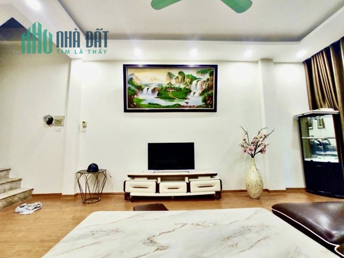 Bán nhà phố Ao Sen Hà Đông 42m 5 tầng mặt tiền 4.5m phân lô ô tô tránh nhỉnh 9 tỷ lh 0975124520