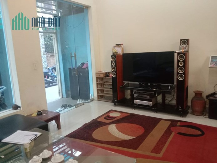 Bán Nhà Phố Bồ Đề - Long Biên 60m2 x 4 tầng, 4 phòng ngủ đầy đủ công năng, mặt ngõ rộng ô tô đỗ