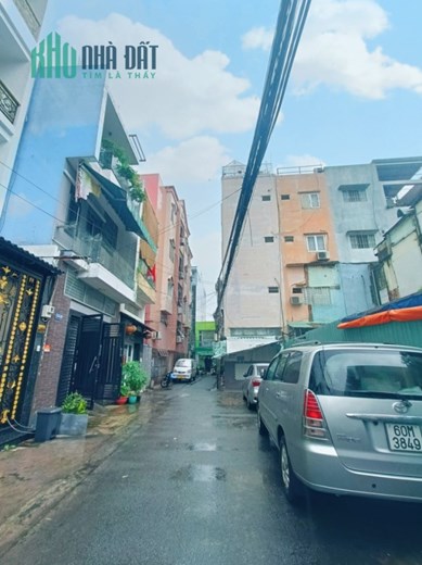 BÁN NHÀ - CMT8 - HẺM 8M  - VUÔNG VỨC -5TẦNG- 9 PHÒNG DOANH THU 30TR/THÁNG - 64M2 -  12.6 TỶ.