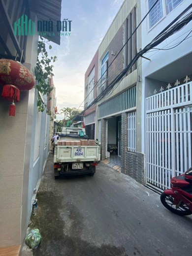 ♪Nhà kiệt thẳng 3.5m cách Trường Chinh 40m, 65m2 lửng đúc 1.78 tỷ