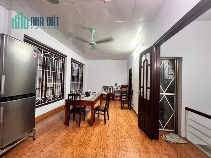 Cần Bán nhà phố Vương Thừa Vũ ô tô đỗ cửa 51m 4Tg MT 8,6m, Chỉ 8,3 tỷ LHCC.