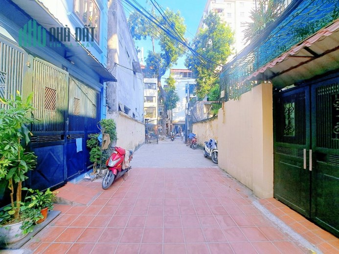 Siêu HOT Lô góc 1 nhà ra phố Đốc Ngữ 40m MT4.5m ô tô tránh dừng đỗ Trung tâm Ba Đình