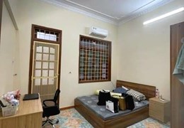 Nhà 5 tầng dân xây ở luôn Minh Khai ngõ thông rộng diện tích 58m2 mặt tiền 4.8m giá 5.x tỷ