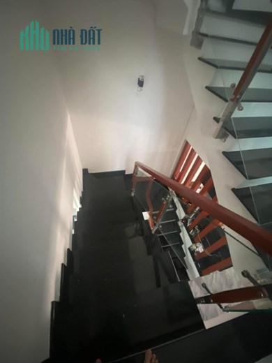 Bán nhà HXH 8m Âu Dương lân - Dương Bá Trạc, F2, Q8, DT: 85m2 (4/5x18m) 4T, 9.8 tỷ