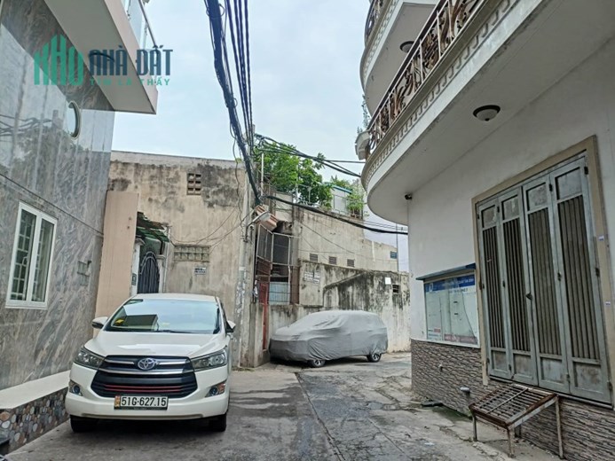 Bán nhà đường Trường Chinh quận Tân Bình 5x15 nhà đẹp đối diện BIG C, kcn Tân Bình.