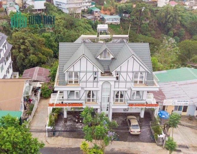 Bán khách sạn mặt tiền Lê Văn Tám Đà Lạt view đẹp
