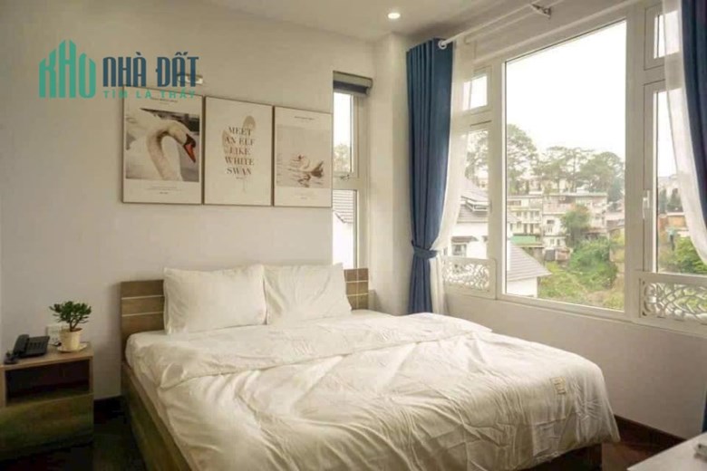 Bán khách sạn mặt tiền Lê Văn Tám Đà Lạt view đẹp