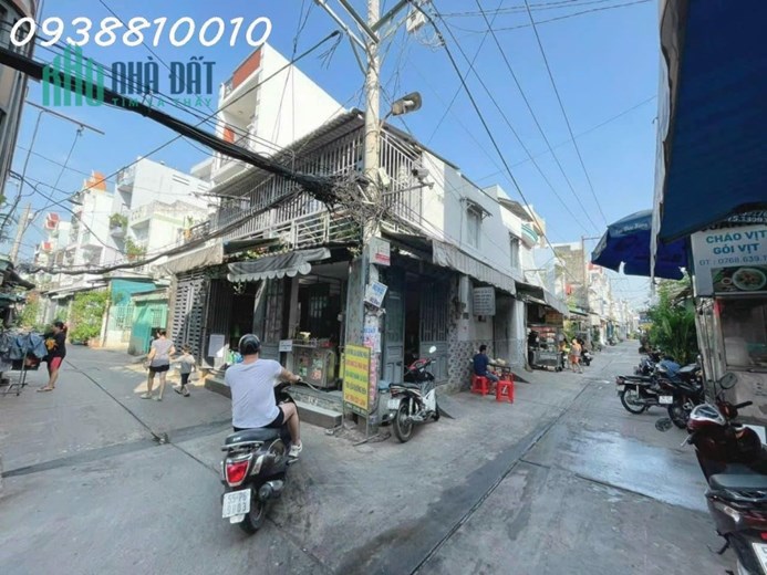 Cần bán gấp nhà 2MT đường chiến lược hẻm xe hơi giá 4,1 tỉ