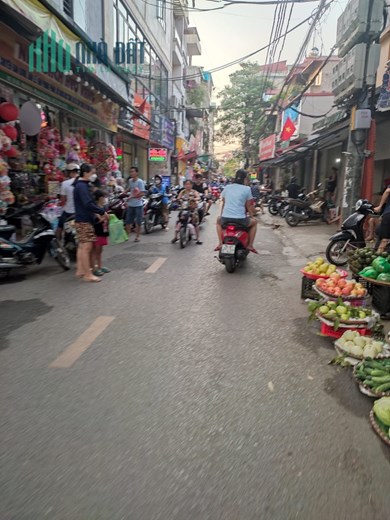 Mặt phố Kẻ Vẽ 106m², 3 tầng, MT 4m, giá 17 tỷ Bắc Từ Liêm. Mua liên hệ: O94lO7l689