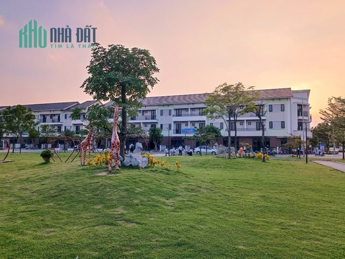 Mở bán shophouse ven sông sen tự nhiên trong kđt Centa Vsip
