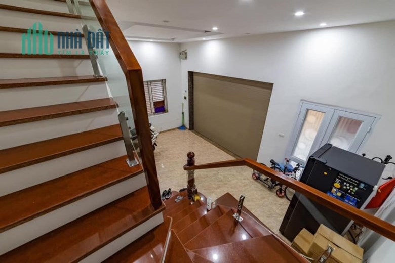 Cho thuê nhà Lê Trọng Tấn, VPKD, 50m2, 5T, lô góc, 25 tr, Thanh Xuân.