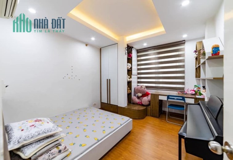 Cho thuê nhà Lê Trọng Tấn, VPKD, 50m2, 5T, lô góc, 25 tr, Thanh Xuân.