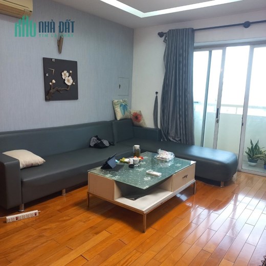 Cho thuê CHCC Hùng Vương Plaza,  Quận 5: 120m2 , 3 phòng ngủ , 3wc ,nhà nội thất đầy đủ