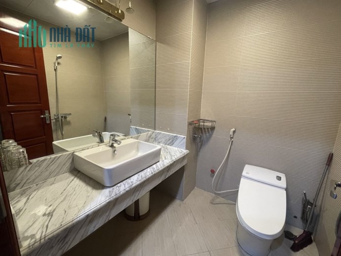 Bán nhà Mặt phố Ba Đình Vĩnh Phúc 82m 7T MT4.8m KD, Sổ A4, 24.8 tỷ