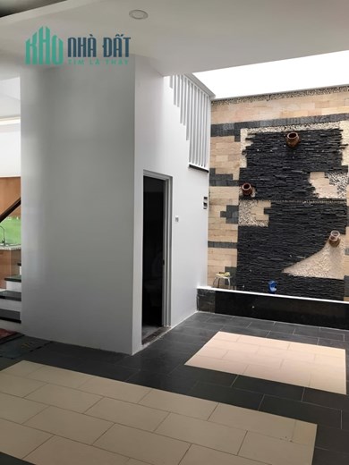 Cho thuê nhà nguyên căn 1T2L 4pn 300m2 hẻm xe tải đường 2 Trường Thọ